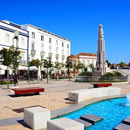 Vista, Town Centre - Adults Only *